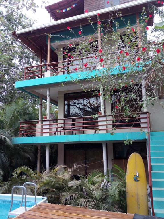 Mundaka : Burnt Toast Surfcamp Apartment Nosara Exterior photo